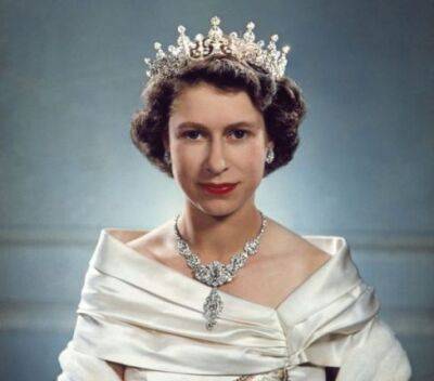 Королева Елизавета II: жизнь в фотографиях