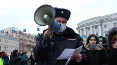 Депутатов вызвали в полицию – ранее они обвинили Путина в госизмене