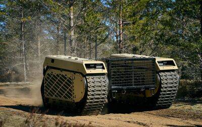 Эстонские беспилотные гусеничные бронетранспортеры THeMIS прибыли в Украину