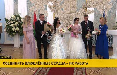 Уникальная свадьба в Минске: братья-близнецы женились на родных сестрах в один день