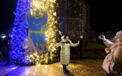 Чому в Україні скасували святкові вихідні: пояснення