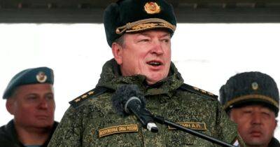 Под грифом "секретно": в Кремле не стали комментировать назначение генерала Лапина (аудио)