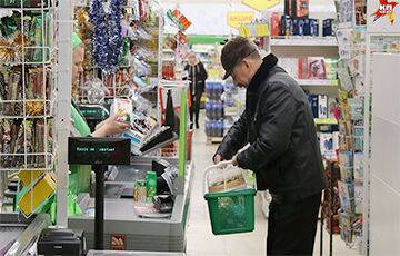 Работу всех касс в белорусских магазинах обещают восстановить к 13 января
