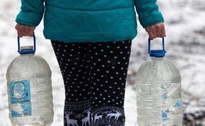 Ситуація з водою в Донецьку критична: місцеві жителі змушені топити сніг