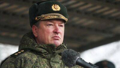 Генерал Лапин, которого ругали Кадыров и Пригожин, возглавил штаб сухопутных войск, узнали журналисты