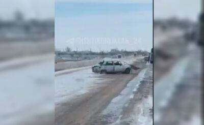 В Самаркандской области столкнулись "Жигули" и автобус, погибли два человека. Видео