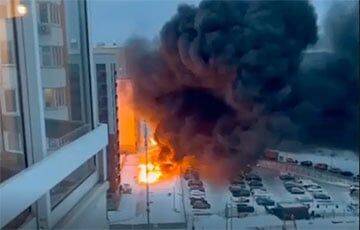 После двух взрывов в Москве вспыхнул масштабный пожар