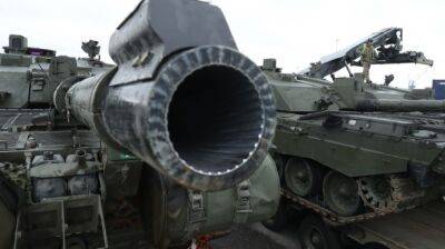 Британия также планирует отправить в Украину танки