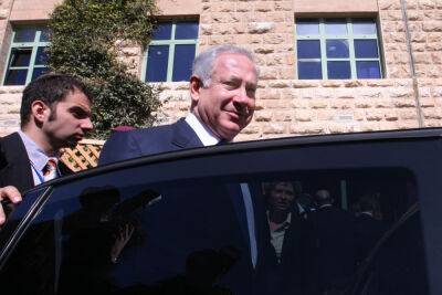 Юрисконсульт пресек увольнение свидетелей обвинения из канцелярии Нетанияху