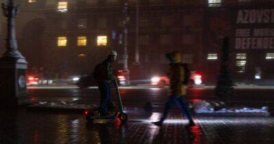 Грядет потепление: в Украине на выходных могут меньше отключать свет