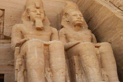 В Асуане злоумышленники пытались украсть 10-тонную статую фараона Рамзеса II