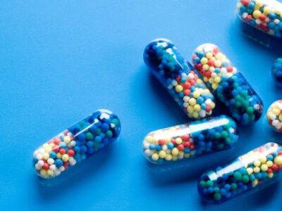 ЕС разрабатывает план запасания дефицитных лекарств - FT
