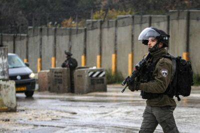 ЦАХАЛ арестовал 17 палестинских боевиков в Иудее и Самарии