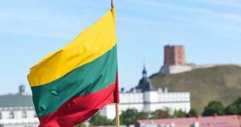 Спецслужбы Литвы видят одинаковую потенциальную угрозу как россиянам, так и белорусам