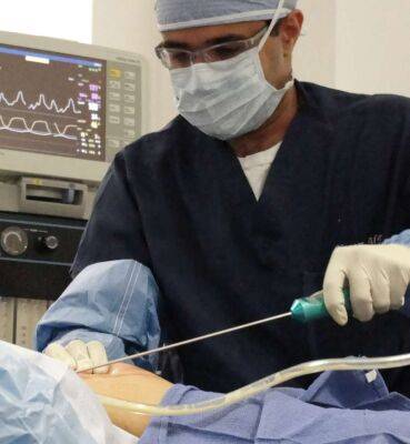 Лікарі назвали найпопулярнішу косметичну операцію у світі