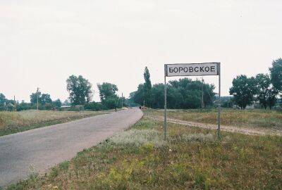У мережі показали, що привезли окупанти школярам у селище Борівське