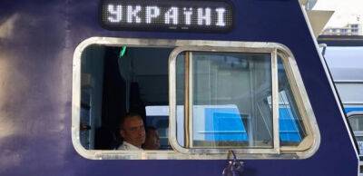 Укрзалізниця розширює сполучення з Херсоном: запущено потяг зі Львову