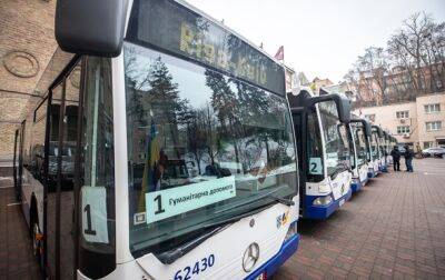 Киев получил еще 10 автобусов от Риги - Кличко