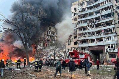 Ракетная атака по Украине: в Днепре ракета разрушила многоэтажку –страшные последствия