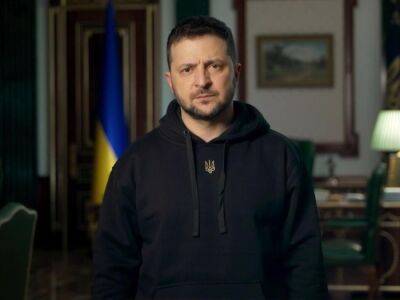 Зеленский выразил соболезнования близким погибших в Днепре и призвал партнеров дать оружие – обращение президента