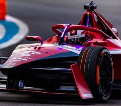 Формула E: Гонку в Мехико выиграл Джейк Деннис