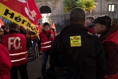 FI: миллион французов поучаствуют в демонстрациях против пенсионных реформ