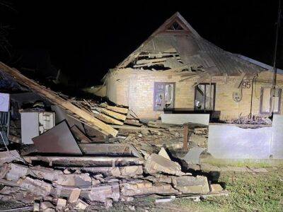 Россияне обстреляли Никопольский район, повреждены жилые дома, линии электропередач и газопровод – ОВА