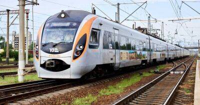 "Укрзализныця" впервые запускает скоростной поезд между Киевом и Черкассами (РАСПИСАНИЕ)