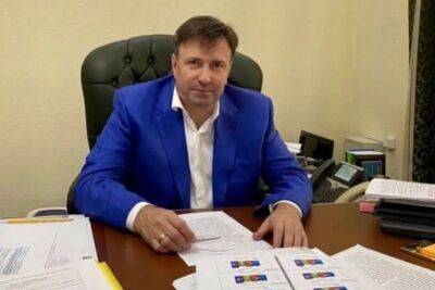 Заступник голови митної служби Руслан Черкаський отримує подарунки від брата з "ДНР" а його дружина закликала Зеленського здатися