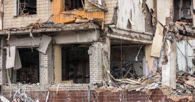 Ракетный удар по Днепру: под завалами разрушенного дома нашли тело ребенка