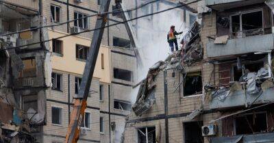 В Днепре завершили спасательные работы на месте дома, пораженного российской ракетой. Всего погибли 44 человека