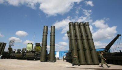 По Киеву 14 января россия ударила ракетами С-400 из Брянской области - Игнат