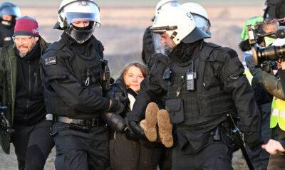 Грета Тунберг - Грета Тунберг освобождена после непродолжительного задержания во время протеста - unn.com.ua - Украина - Киев - Германия