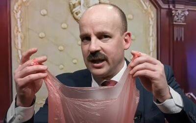 Юморист высмеял Лукашенко, представившего белорусскую аптечку