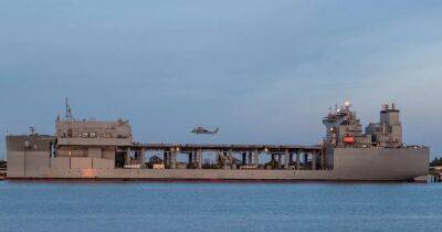 Боевые дроны планируют размещать на мобильных морских базах: зачем это нужно