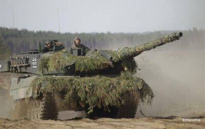 Европарламент призвал Германию дать танки Украине