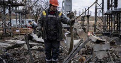 В Украине из-за обстрелов РФ повреждены более половины энергообъектов, — Шмыгаль (видео)