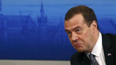 Медведев накануне встречи «Рамштайн» снова пригрозил ядерной войной
