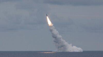 Угроза ударов остается: россия держит в Черном море 6 ракетоносцев