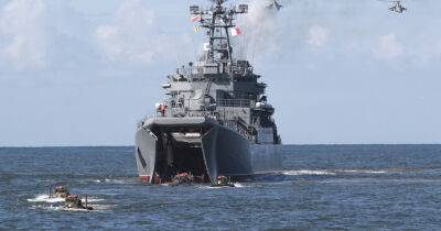 "Самоубийственная операция": командующий ОК "Юг" оценил высадку десанта ВС РФ с Черного моря