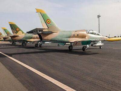 Мали получило новую партию боевых самолетов и вертолетов из россии