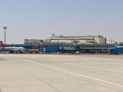 Израильский удар по аэропорту Дамаска убил 4 бойцов - наблюдатели - unn.com.ua - Сирия - Дамаск - Украина - Киев - Англия - Израиль - Сана - Иран - Ливан