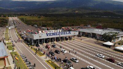 Николас Мадуро - Венесуэла и Колумбия открыли границу - ru.euronews.com - Колумбия - Венесуэла - Каракас - Богота