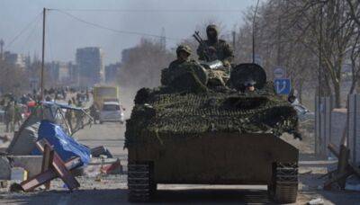 Под Мариуполь перебросили мобилизованных россиян на старых танках