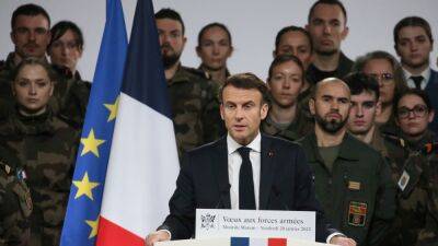 Президент Франции объявил о решении увеличить оборонный бюджет