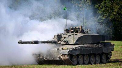 Украинцы "вот-вот" начнут учения на танках Challenger 2 в Великобритании