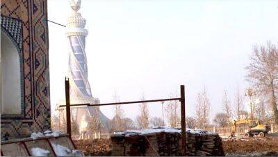 Не соответствовала Генплану: в Душанбе снесена часть соборной мечети