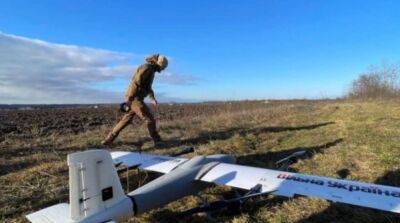 Разведчики получили от волонтеров специальные украинские дроны Raider