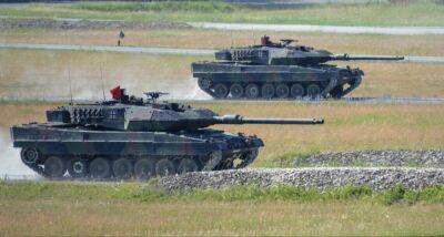 Великобритания пообещала добиваться решения по передаче Украине танков Leopard