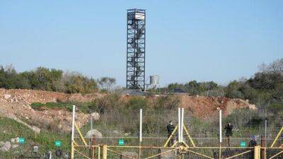 Боевики Хизбаллы построили 20 наблюдательных вышек на северной границе Израиля